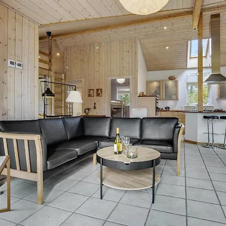 Tatil Evi Cozy In Vaeggerlose With Kitchen