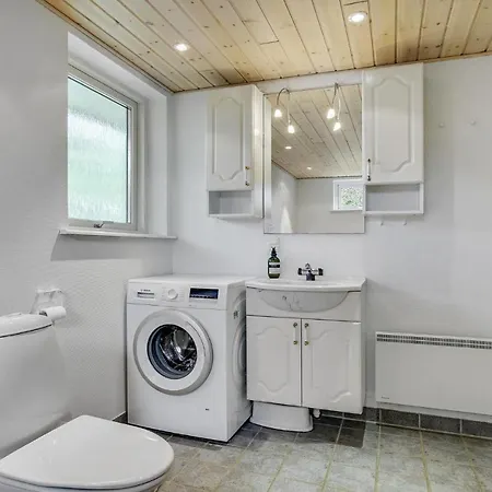 Cozy In Vaeggerlose With Kitchen Tatil Evi Bøtø By